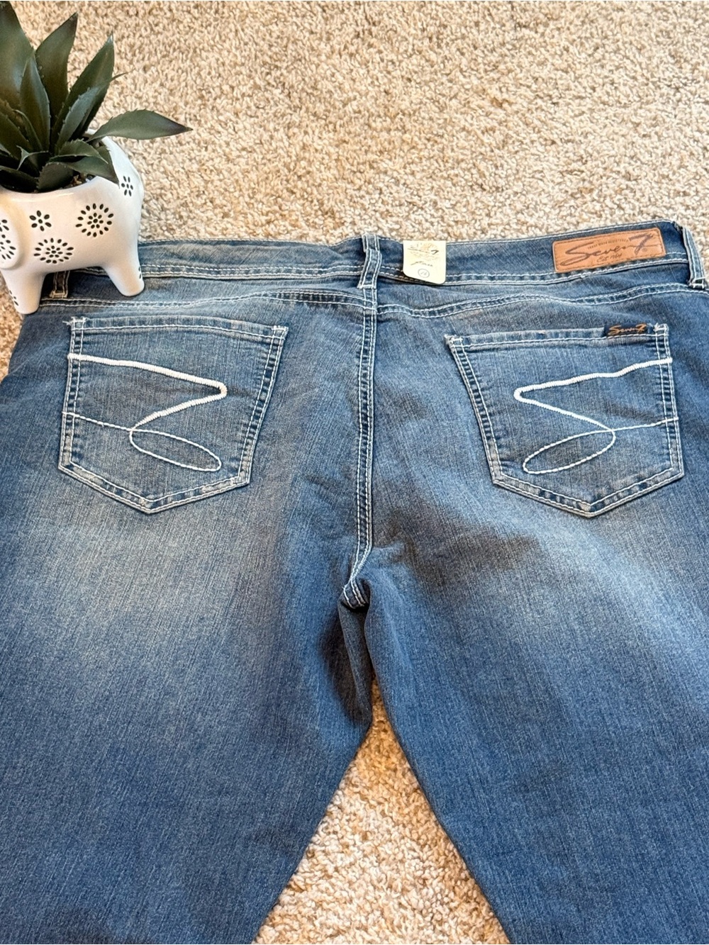 NWT Seven7 Women's plus Size Flare Jeans - Picture 13 of 13